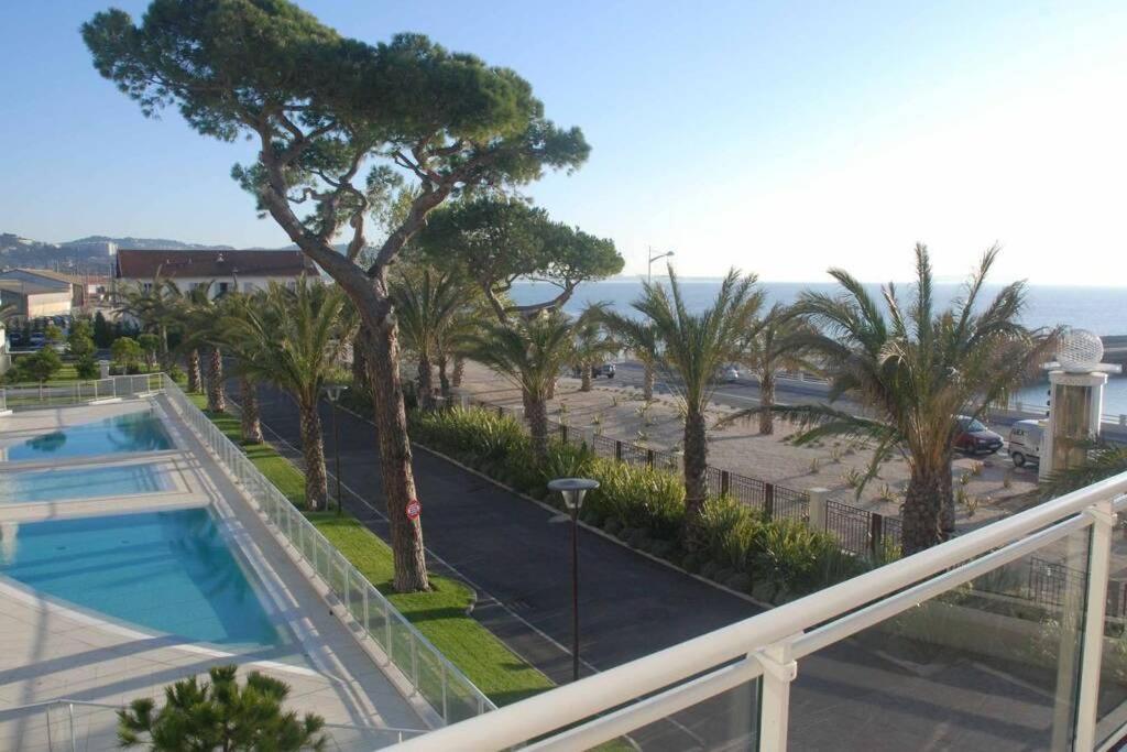 דירות קאן Royal Palm מראה חיצוני תמונה